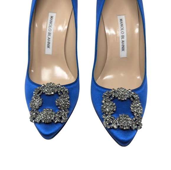 NEW Manolo Blahnik Hangisi Blue Satin Crystal Pump Size EU 38.5 - Picture 7 of 11